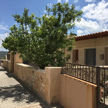 Traditional Holiday home Tilisos